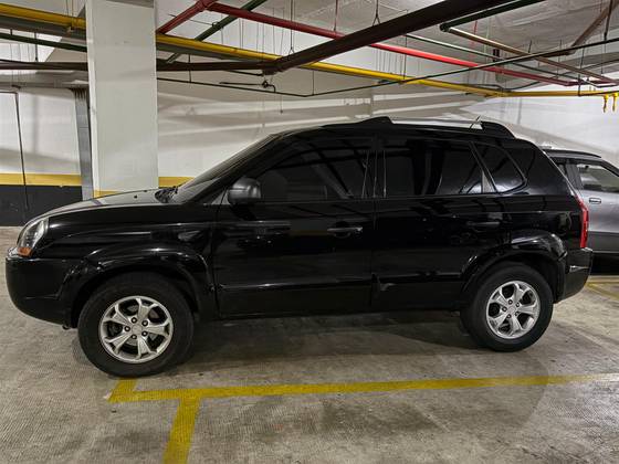 HYUNDAI TUCSON 2.0 MPFI GL 16V 142CV 2WD GASOLINA 4P AUTOMÁTICO